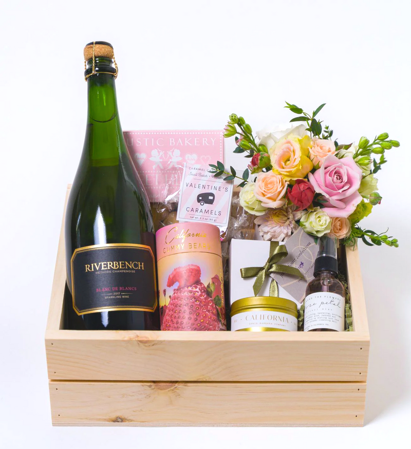 Bubbly Valentine's Day Gift Box (Free Delivery)