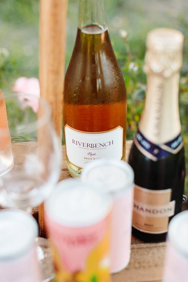 Sparkling Brut Rosé + Flowers